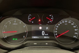 Harmaa Opel Grandland X 2019 kuva 16.