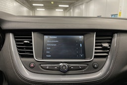 Harmaa Opel Grandland X 2019 kuva 18.