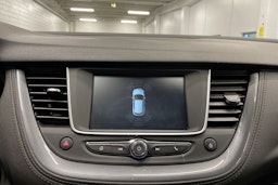 Harmaa Opel Grandland X 2019 kuva 19.