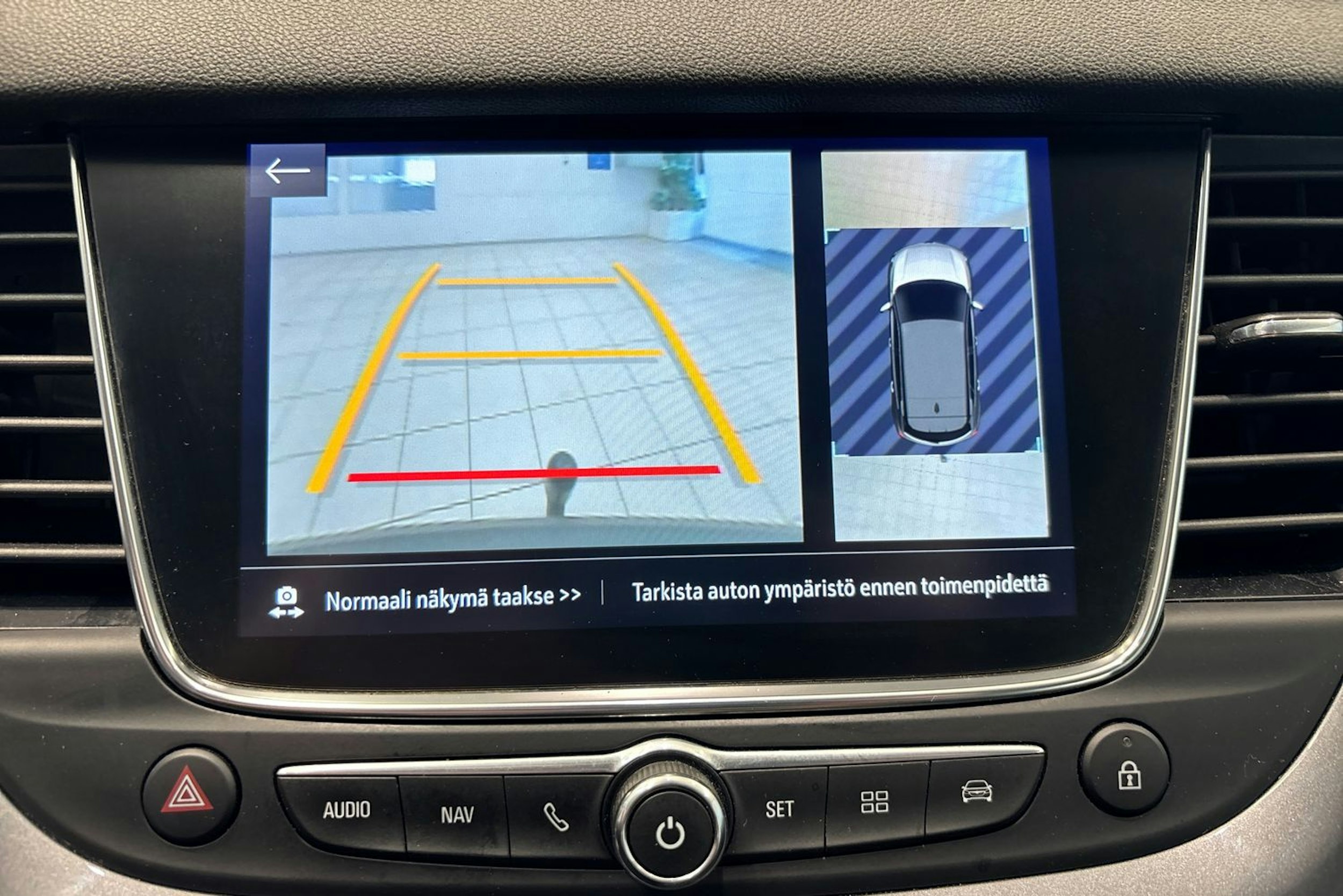 Harmaa Opel Grandland X 2019 kuva 14.