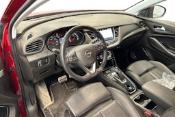 punainen Opel Grandland X 2020 kuva 3.