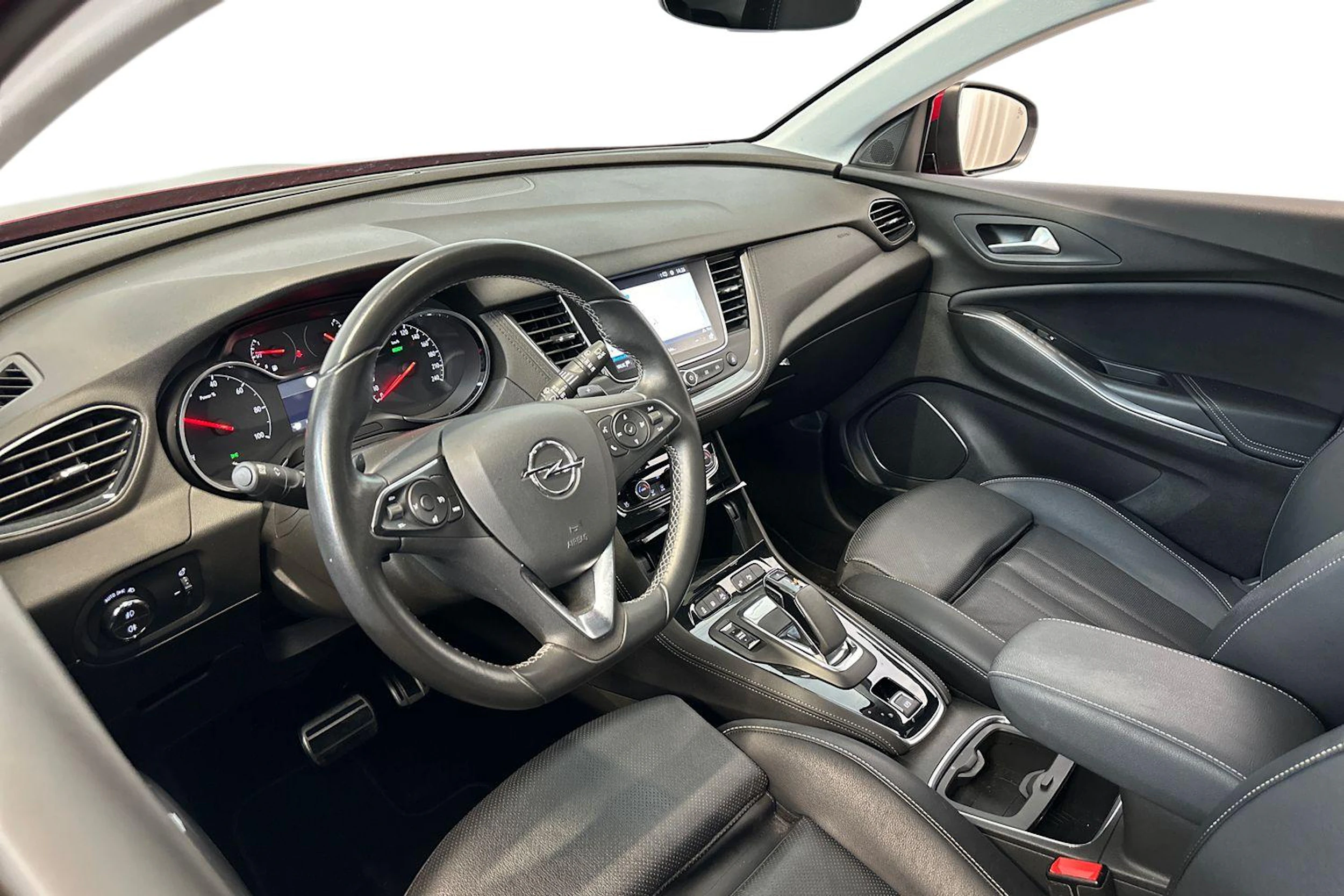 punainen Opel Grandland X 2020 kuva 6.