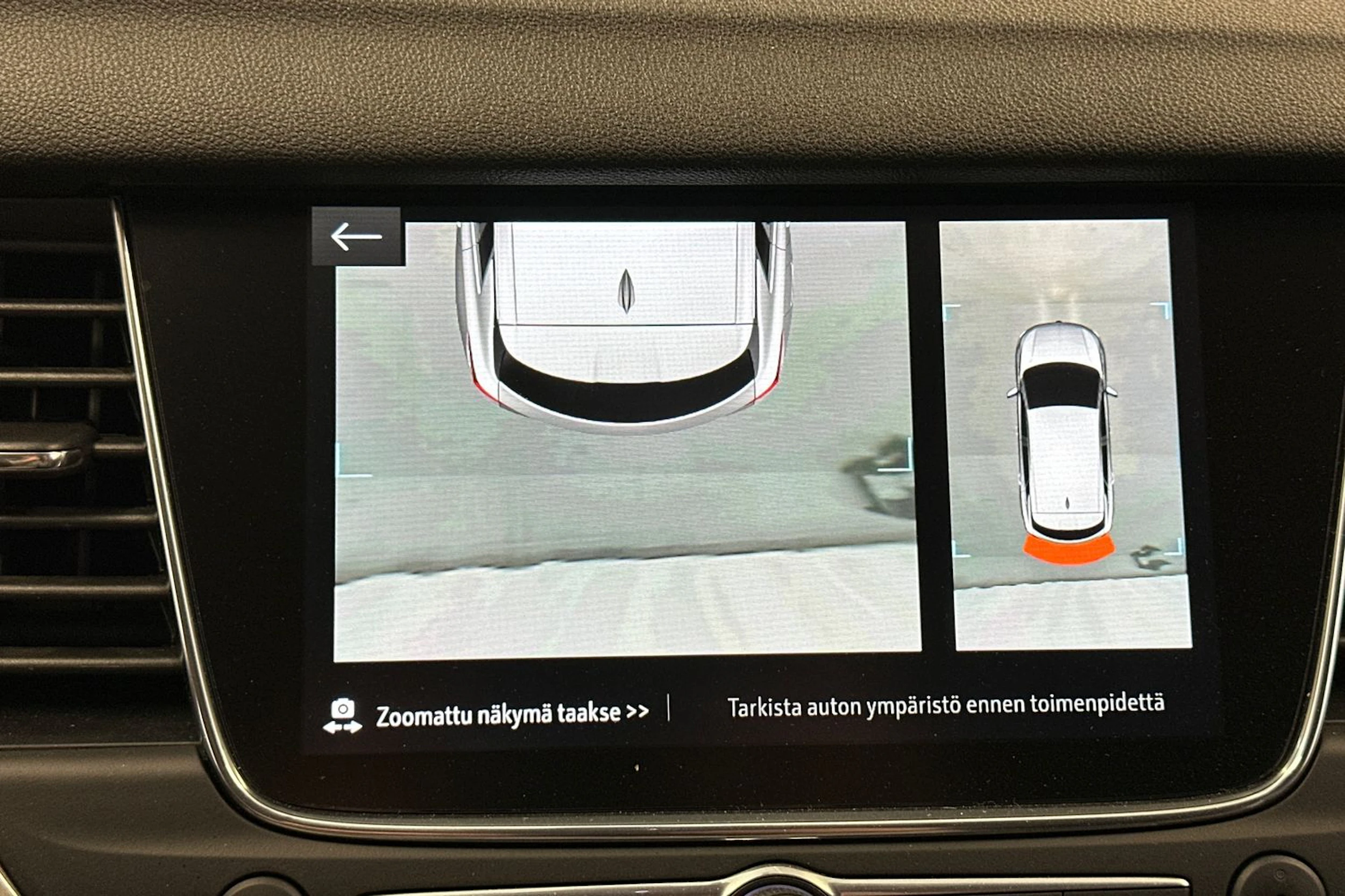 punainen Opel Grandland X 2020 kuva 22.