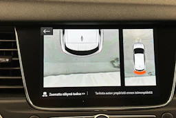 punainen Opel Grandland X 2020 kuva 22.