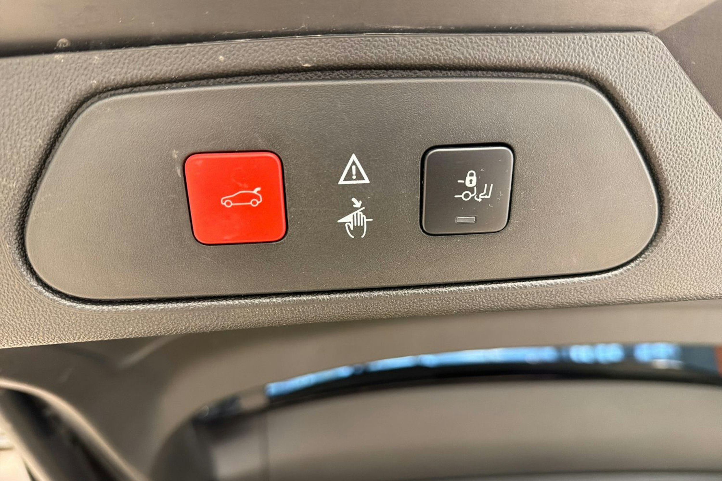 musta Opel Grandland X 2020 kuva 17.