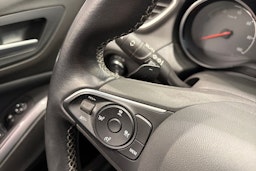 musta Opel Grandland X 2020 kuva 23.