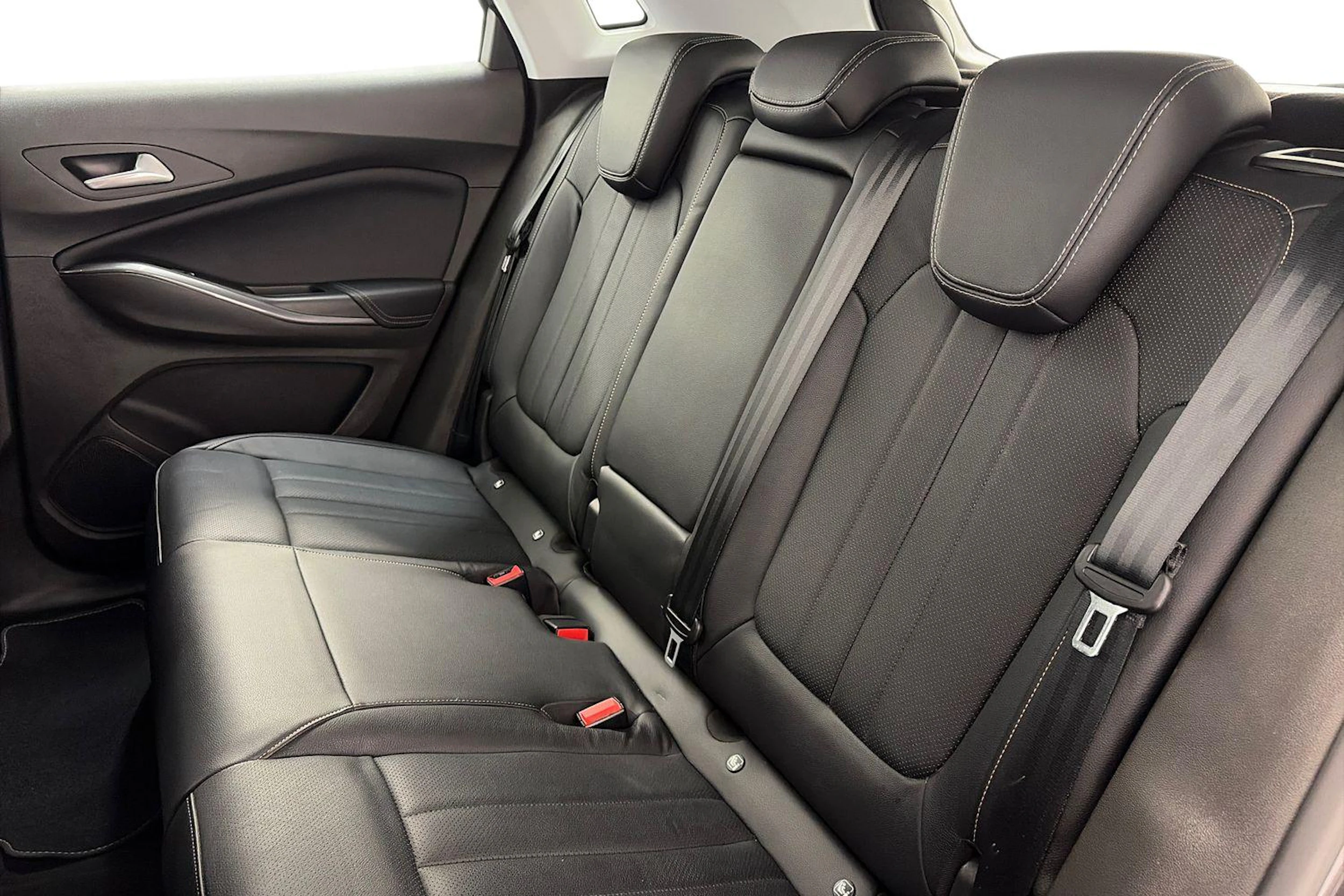 harmaa Opel Grandland X 2020 kuva 8.