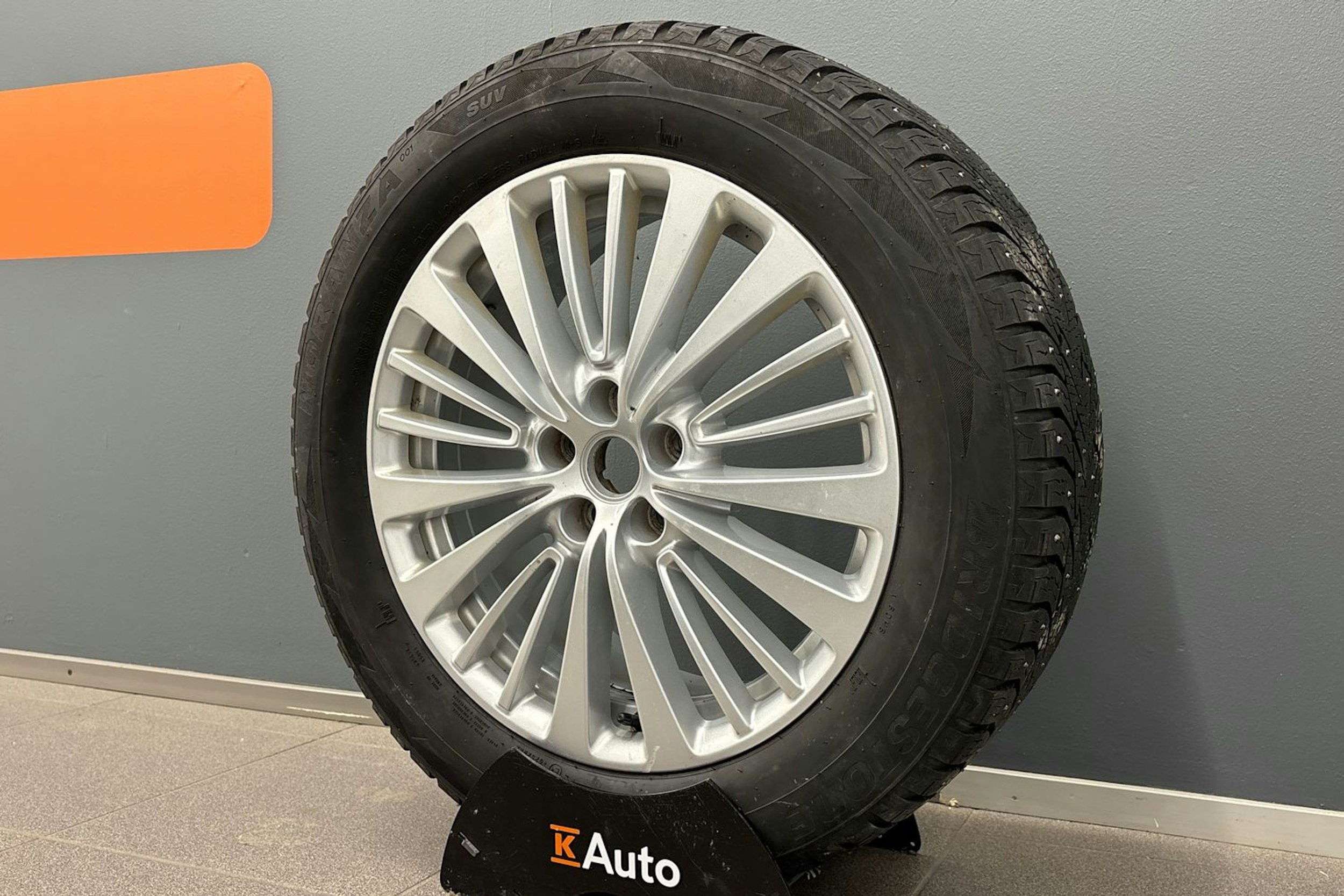 valkoinen Opel Grandland X 2020 kuva 10.