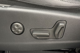 valkoinen Opel Grandland X 2020 kuva 12.