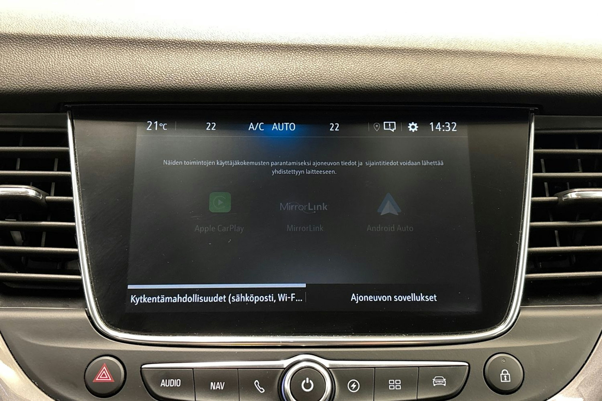 valkoinen Opel Grandland X 2020 kuva 19.