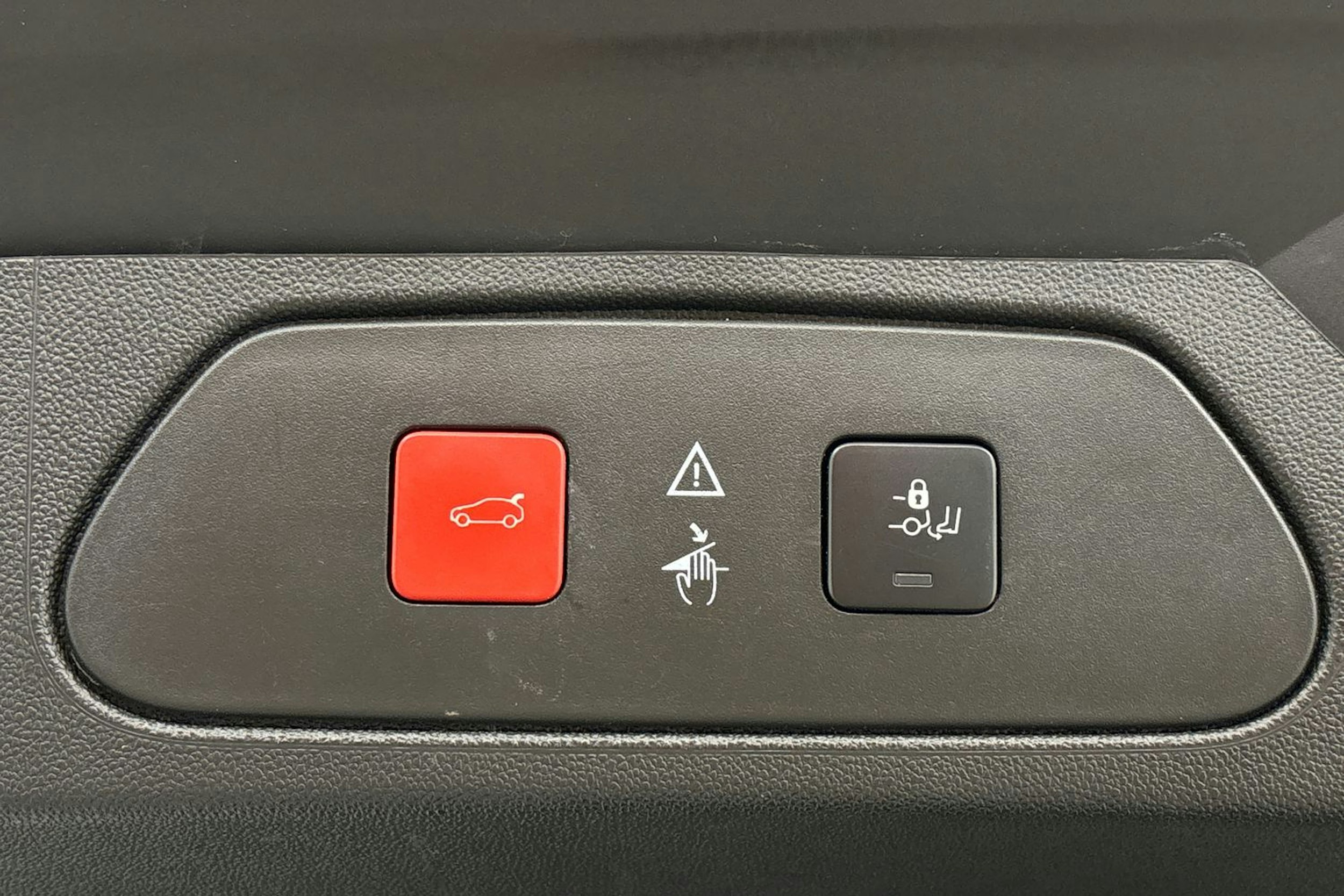 valkoinen Opel Grandland X 2020 kuva 24.