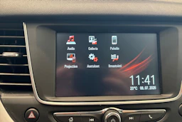 Musta Opel Grandland X 2020 kuva 18.
