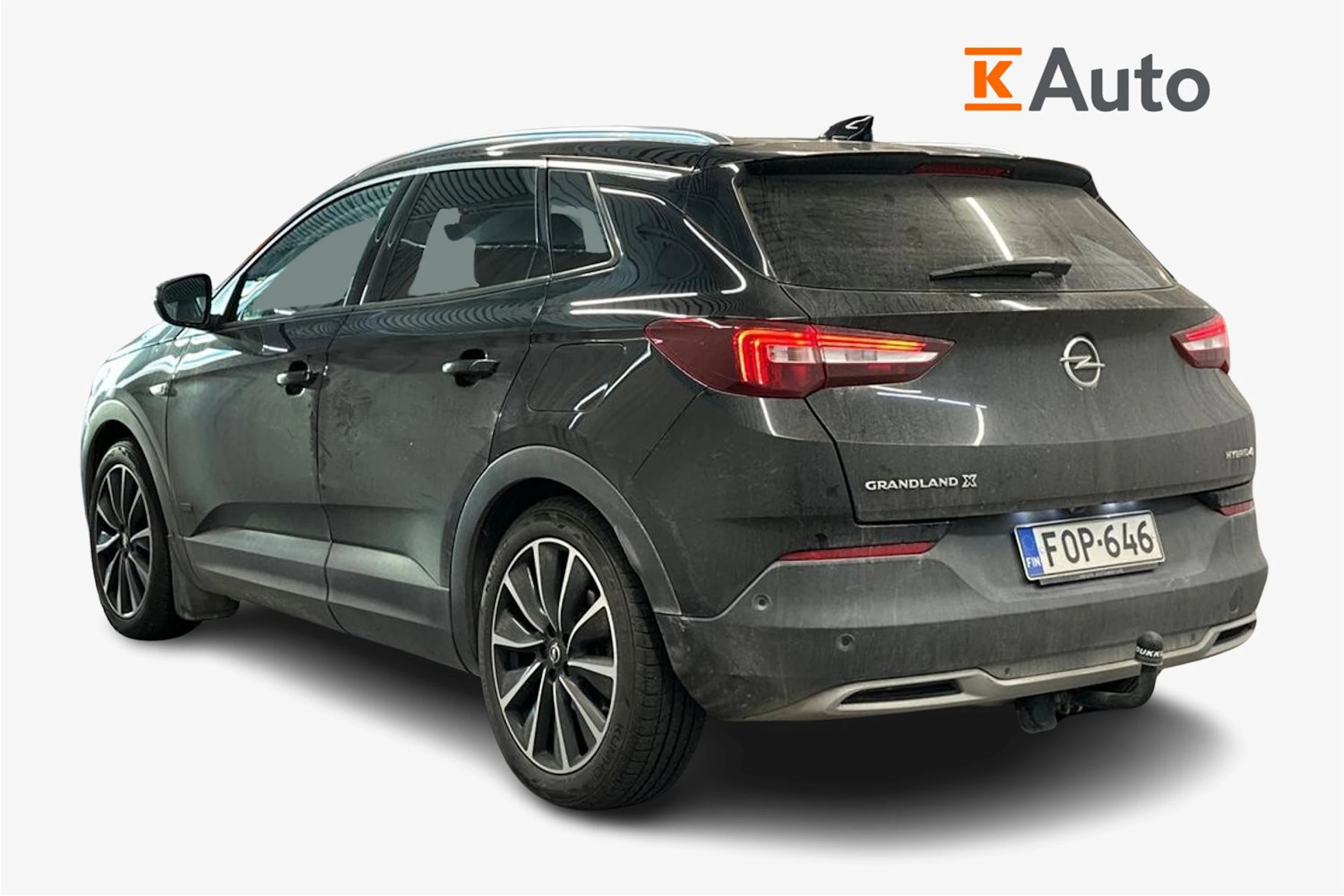 musta Opel Grandland X 2021 kuva 2.