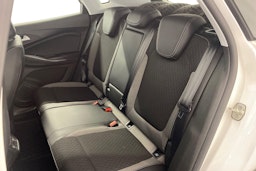 valkoinen Opel Grandland X 2021 kuva 10.