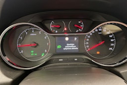 valkoinen Opel Grandland X 2021 kuva 17.