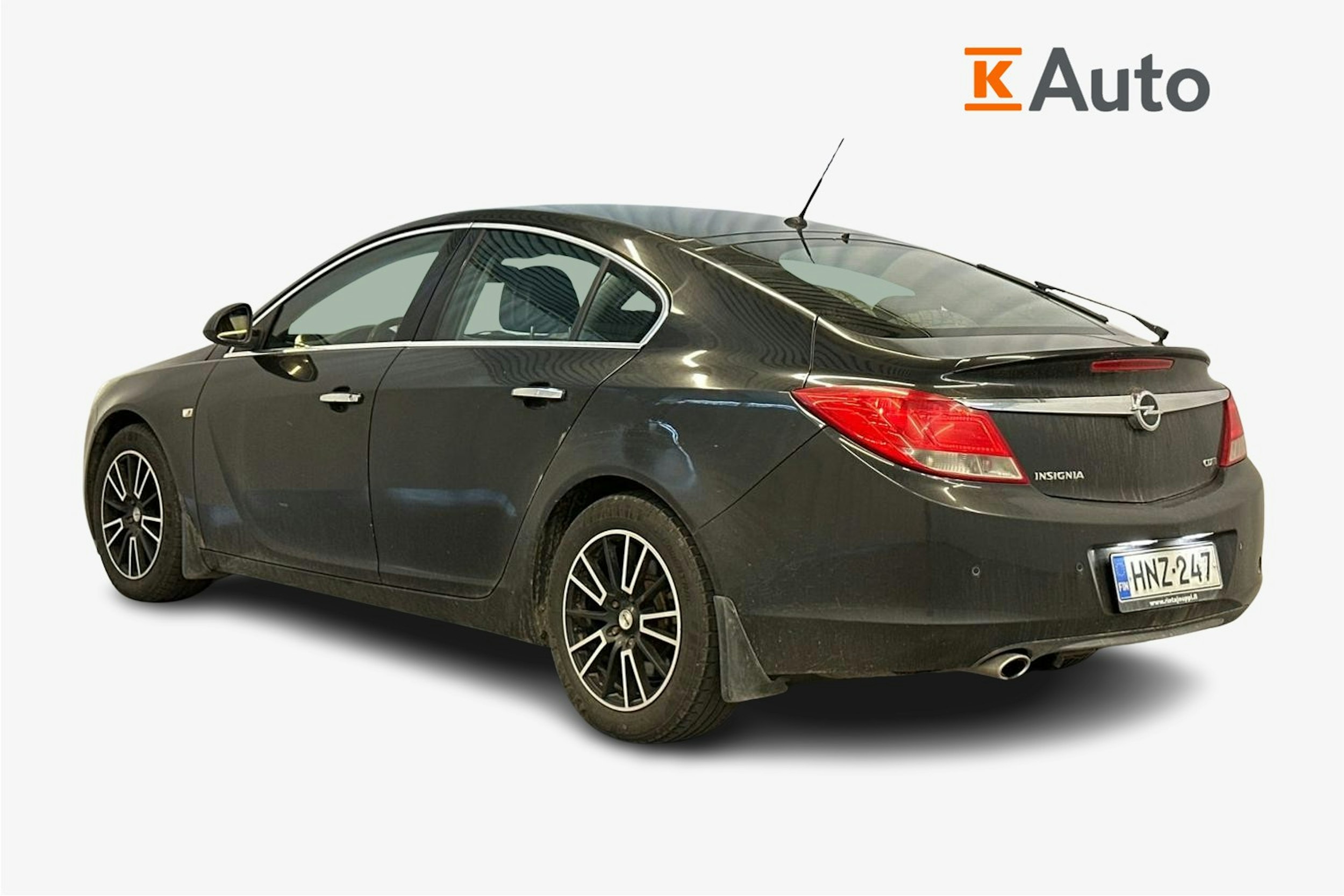 musta Opel Insignia 2010 kuva 2.