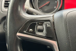 Harmaa Opel Insignia 2010 kuva 20.