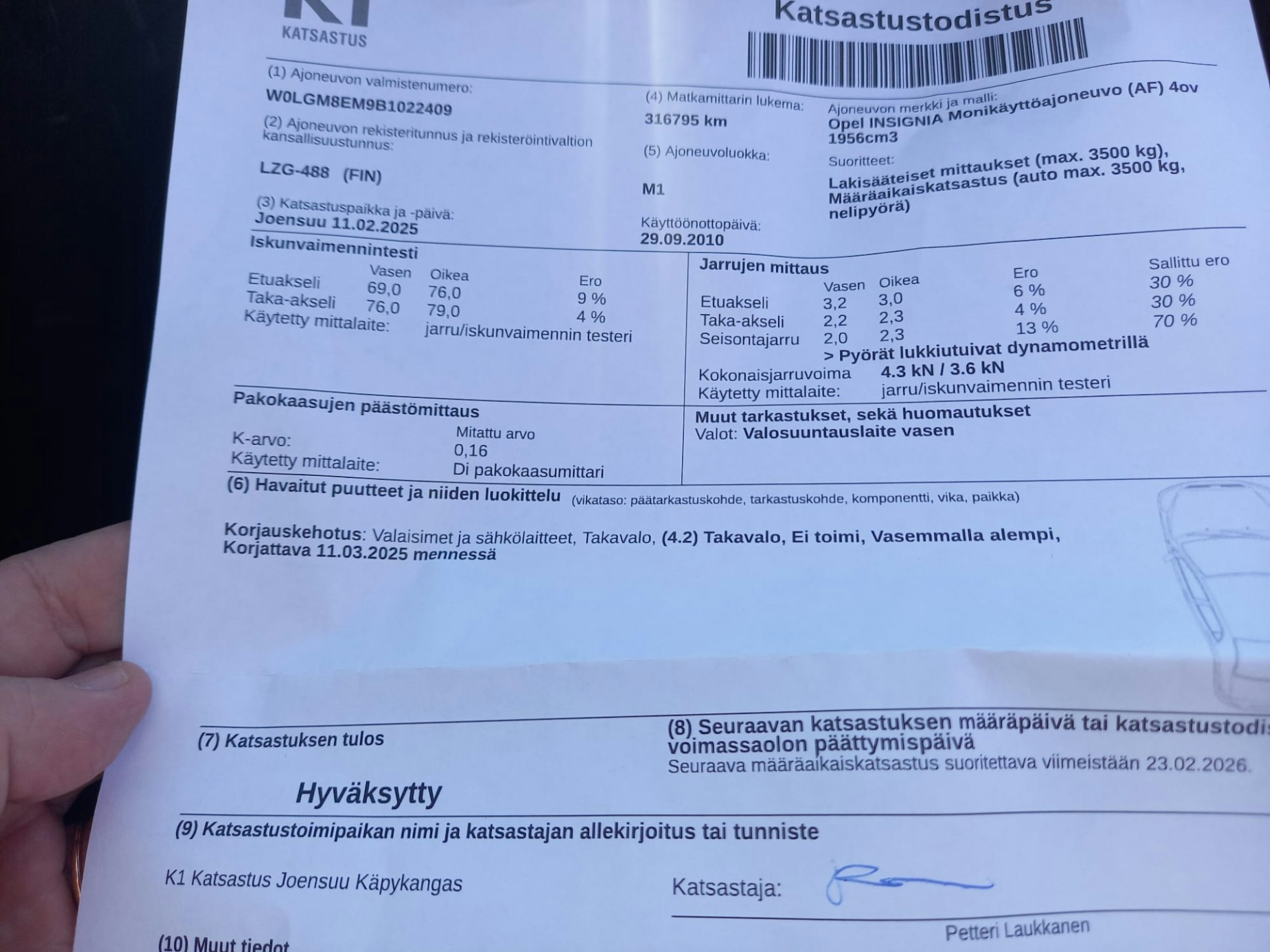 Hopea Opel Insignia 2010 kuva 27.