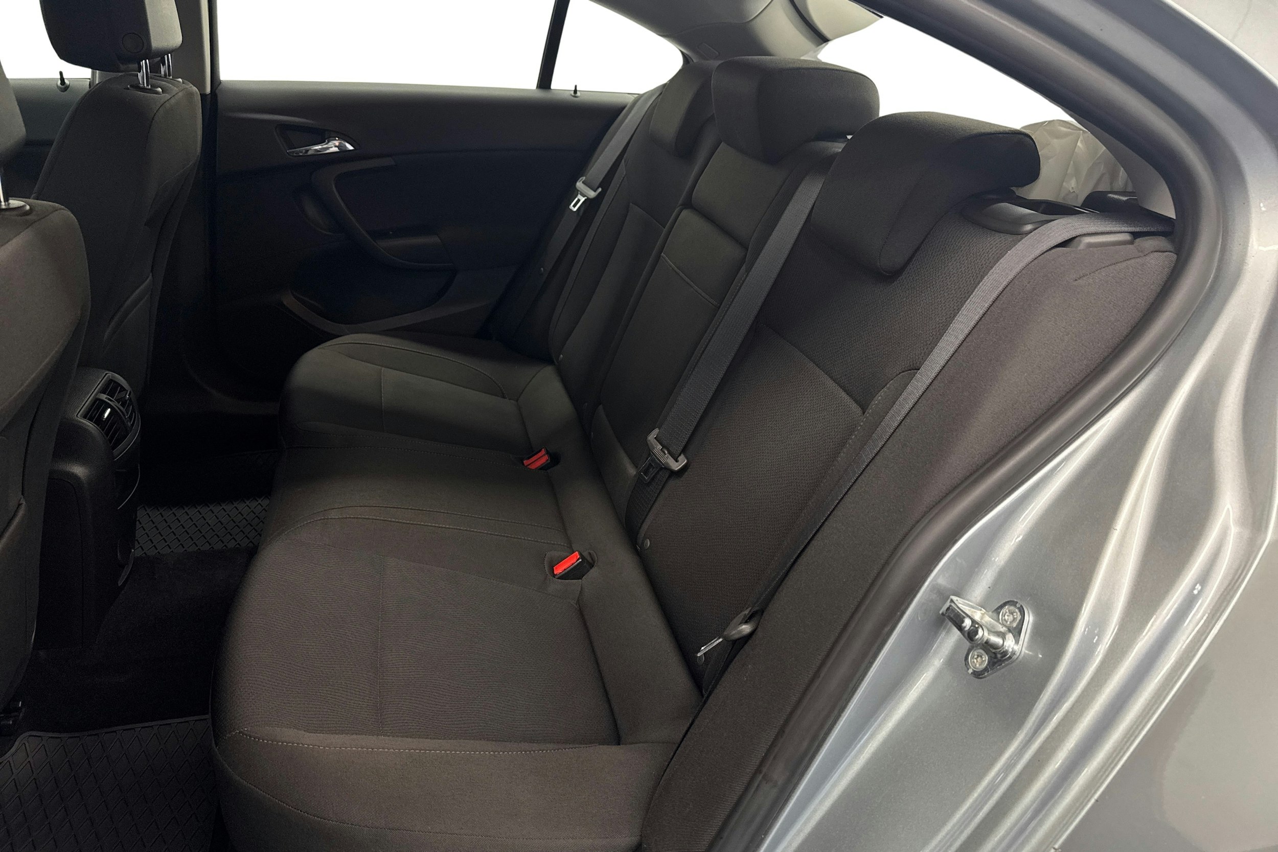 met. harmaa Opel Insignia 2011 kuva 10.