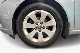 met. harmaa Opel Insignia 2011 kuva 11.