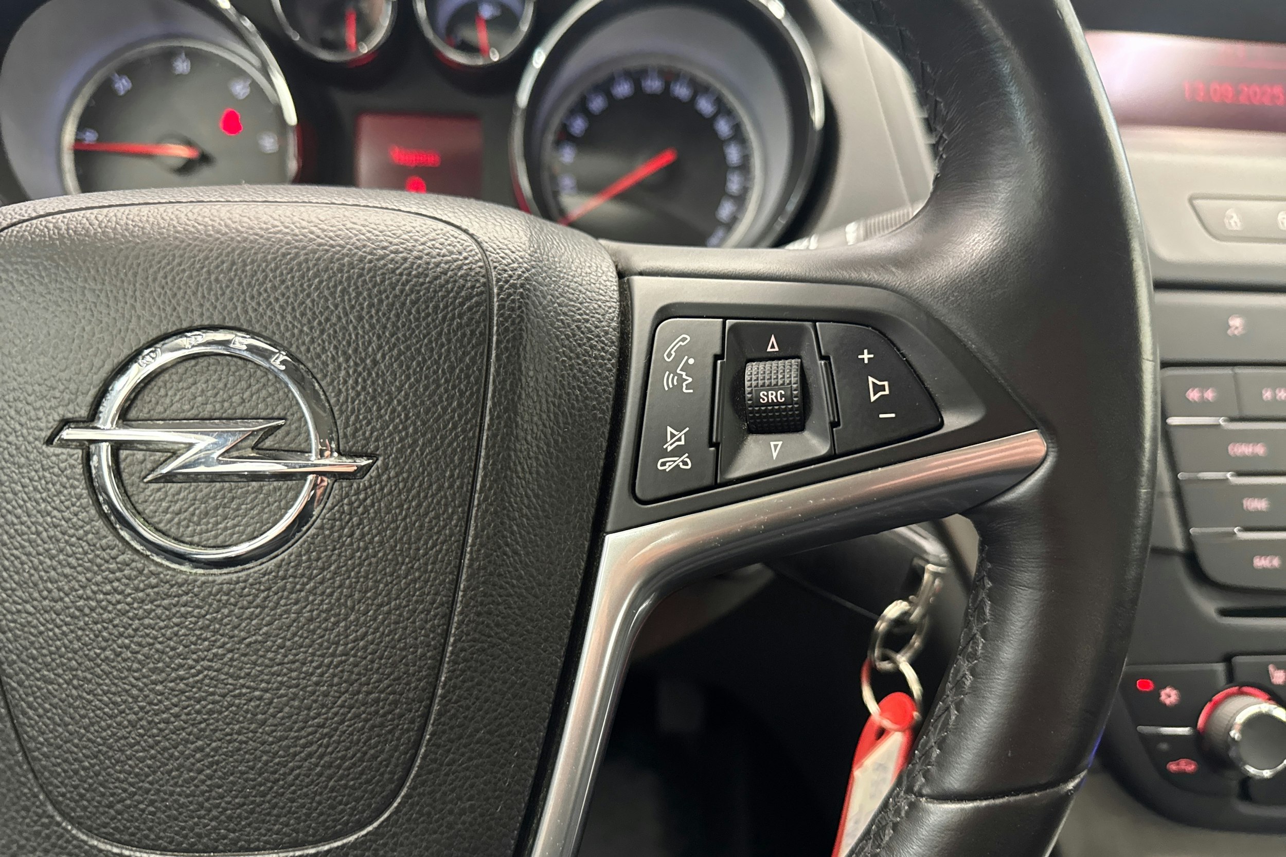 met. harmaa Opel Insignia 2011 kuva 17.