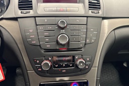 met. harmaa Opel Insignia 2011 kuva 18.