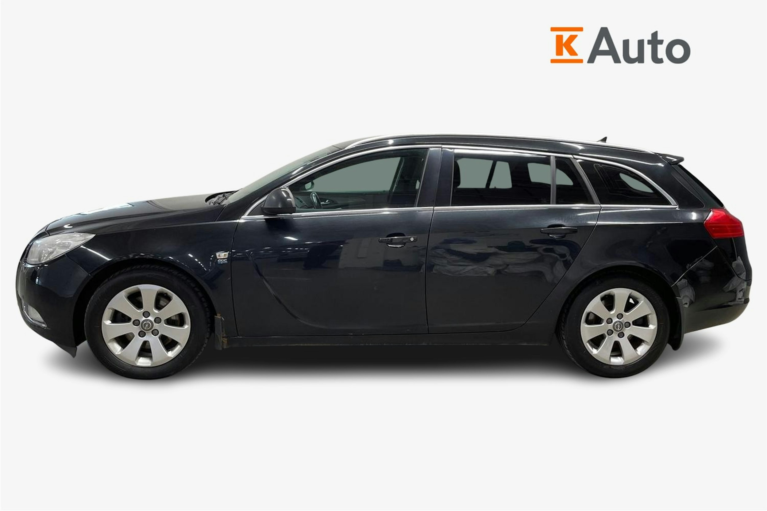 musta Opel Insignia 2011 kuva 6.