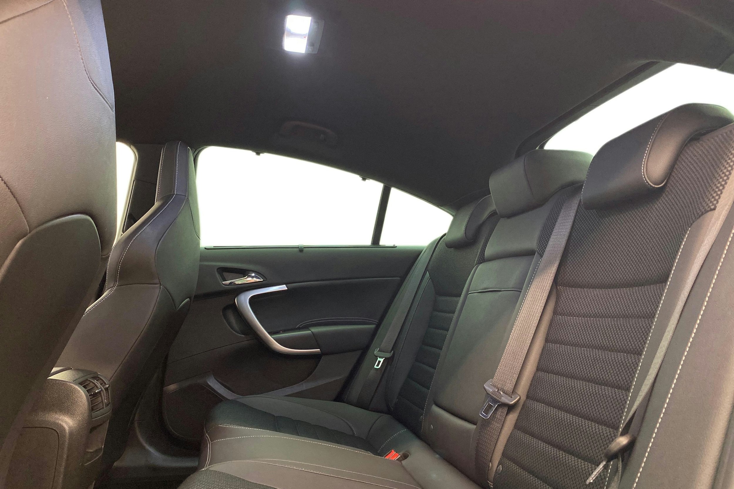 Sininen Opel Insignia 2011 kuva 10.