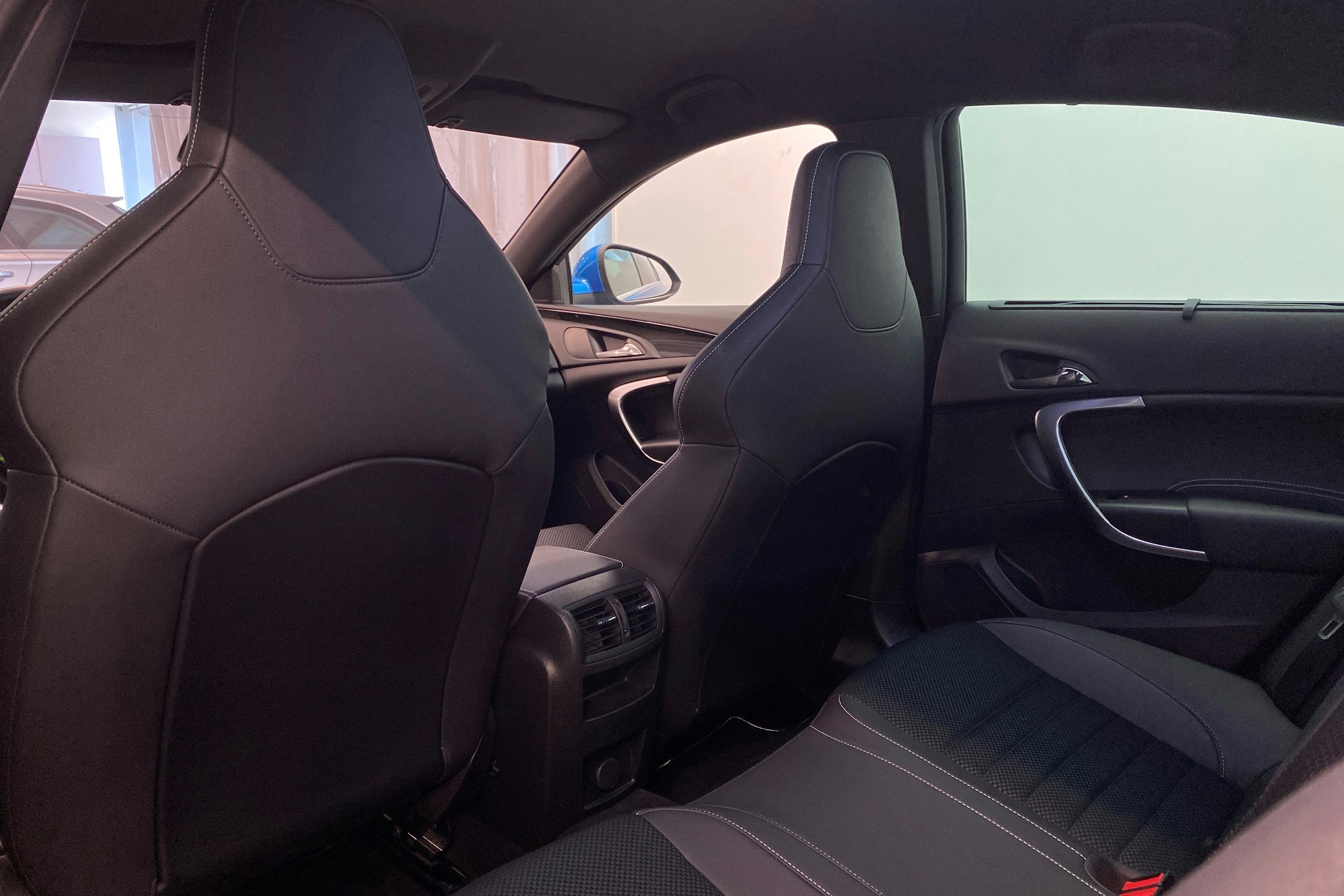 Sininen Opel Insignia 2011 kuva 14.