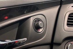 Sininen Opel Insignia 2011 kuva 26.
