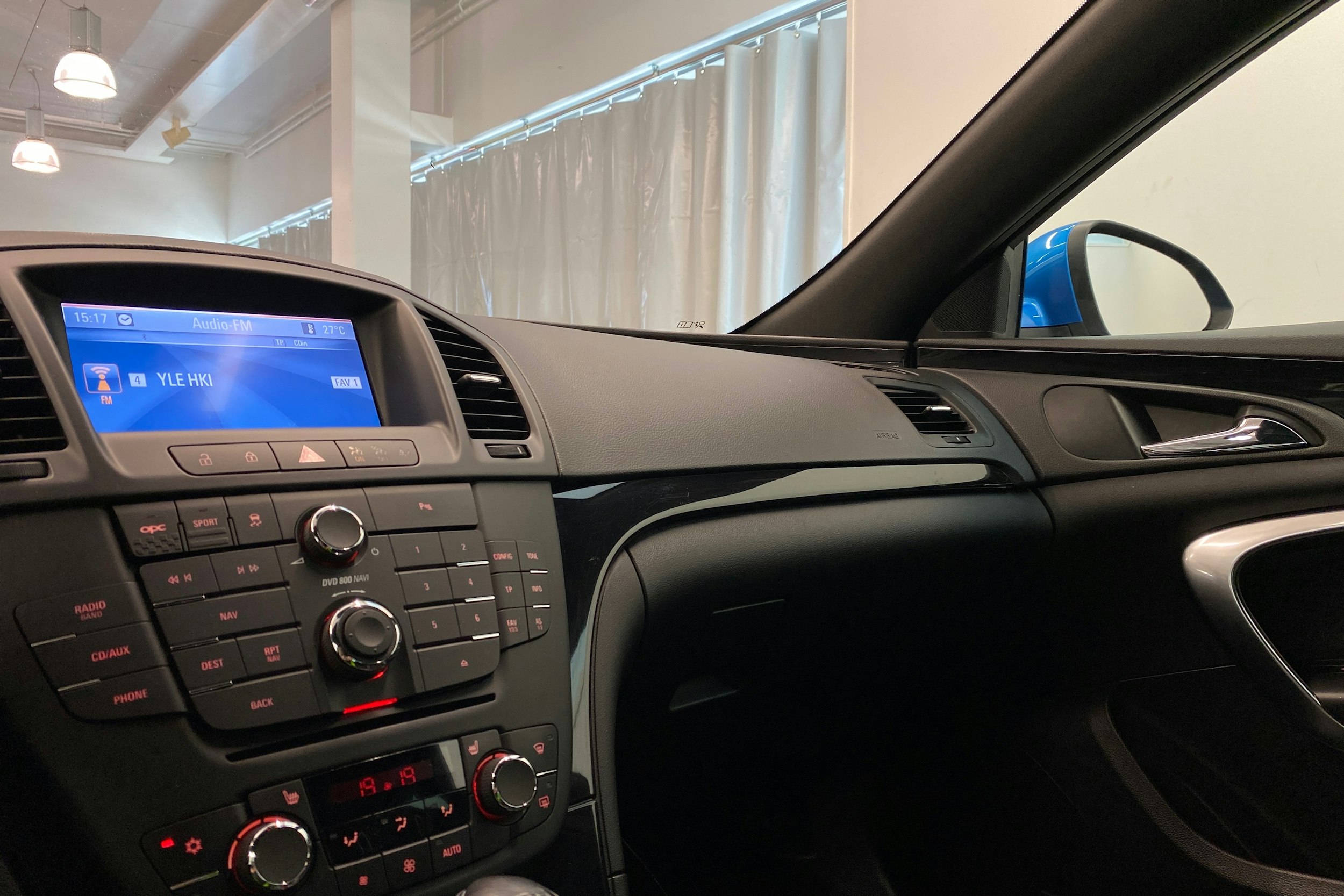 Sininen Opel Insignia 2011 kuva 27.
