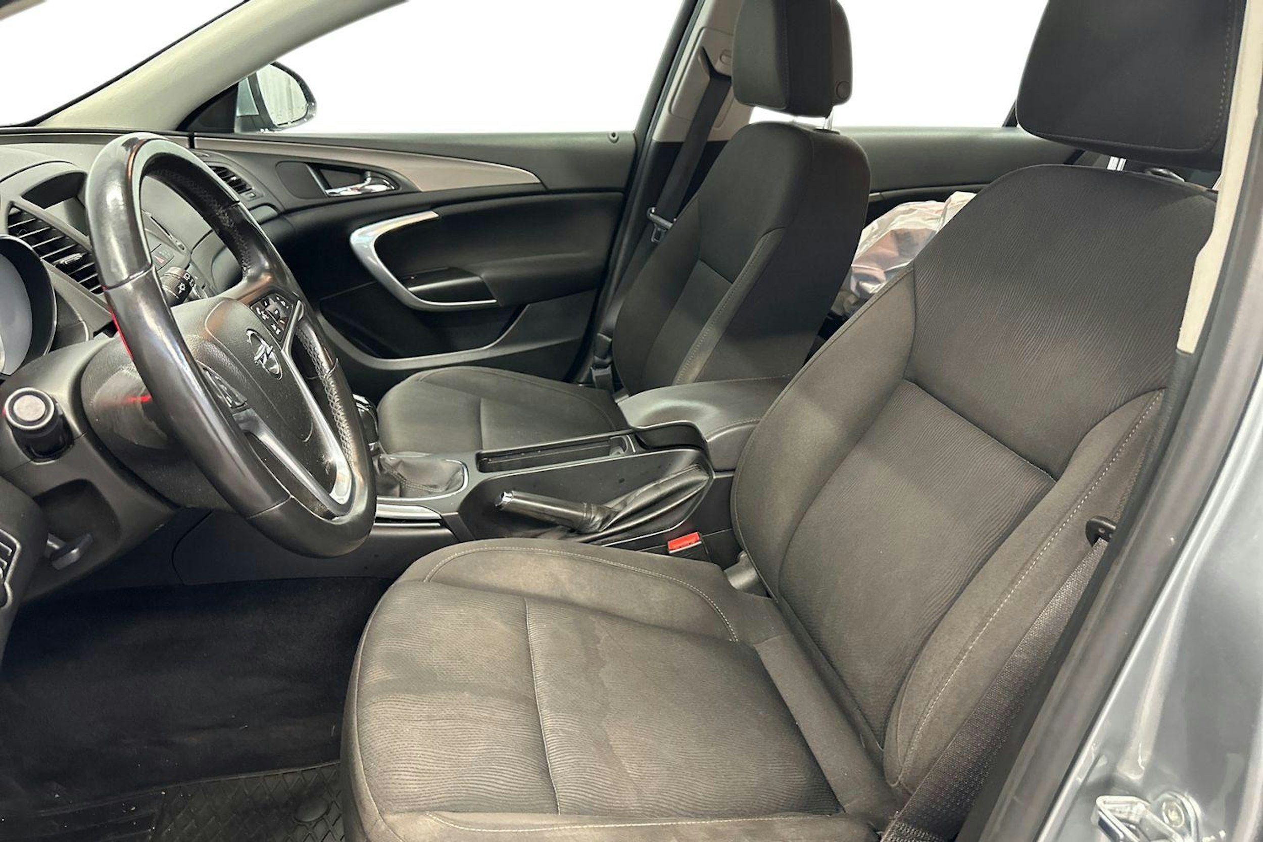 Harmaa Opel Insignia 2011 kuva 8.