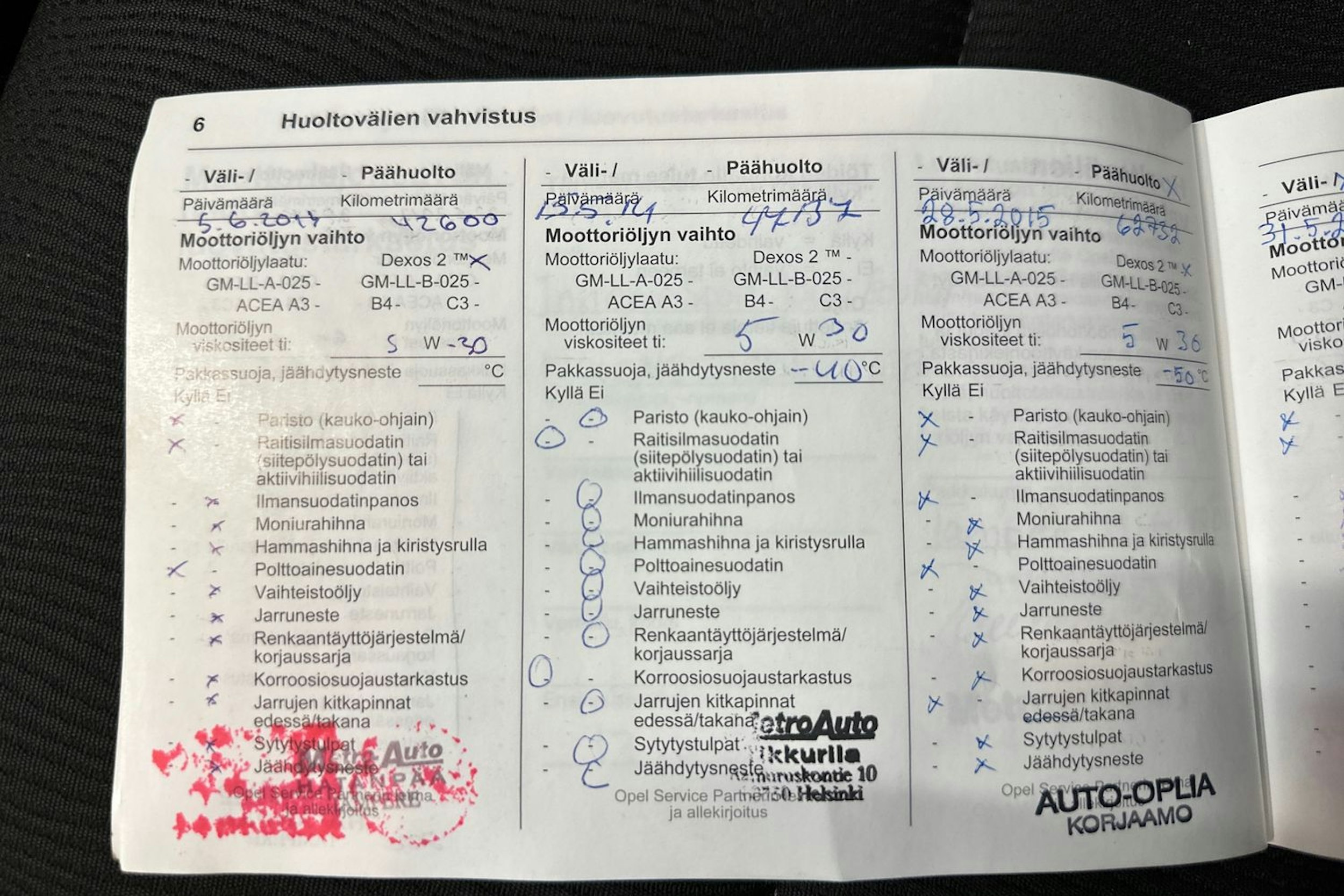 Harmaa Opel Insignia 2011 kuva 20.