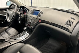 valkoinen Opel Insignia 2012 kuva 15.