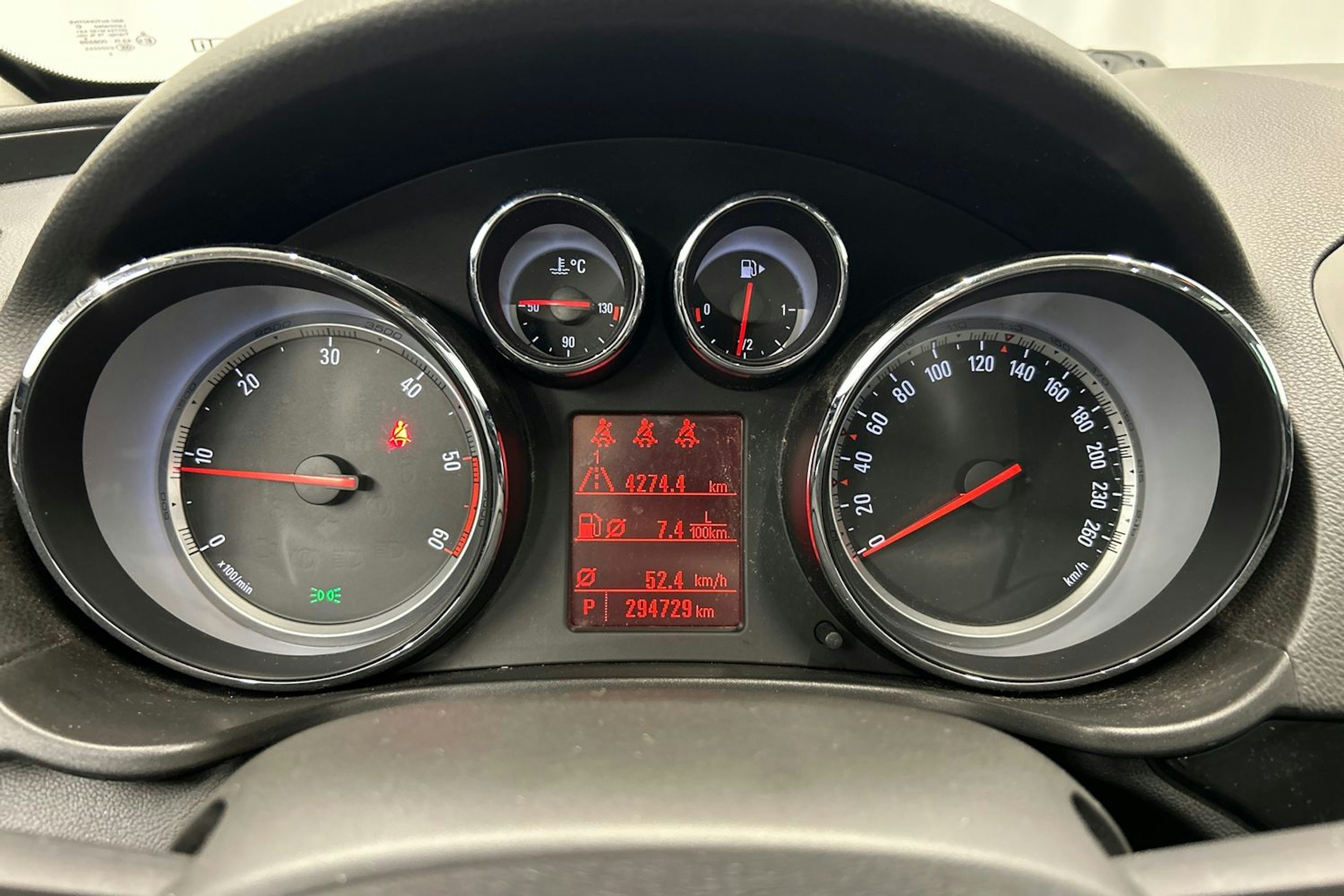 valkoinen Opel Insignia 2012 kuva 20.