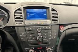 valkoinen Opel Insignia 2012 kuva 23.