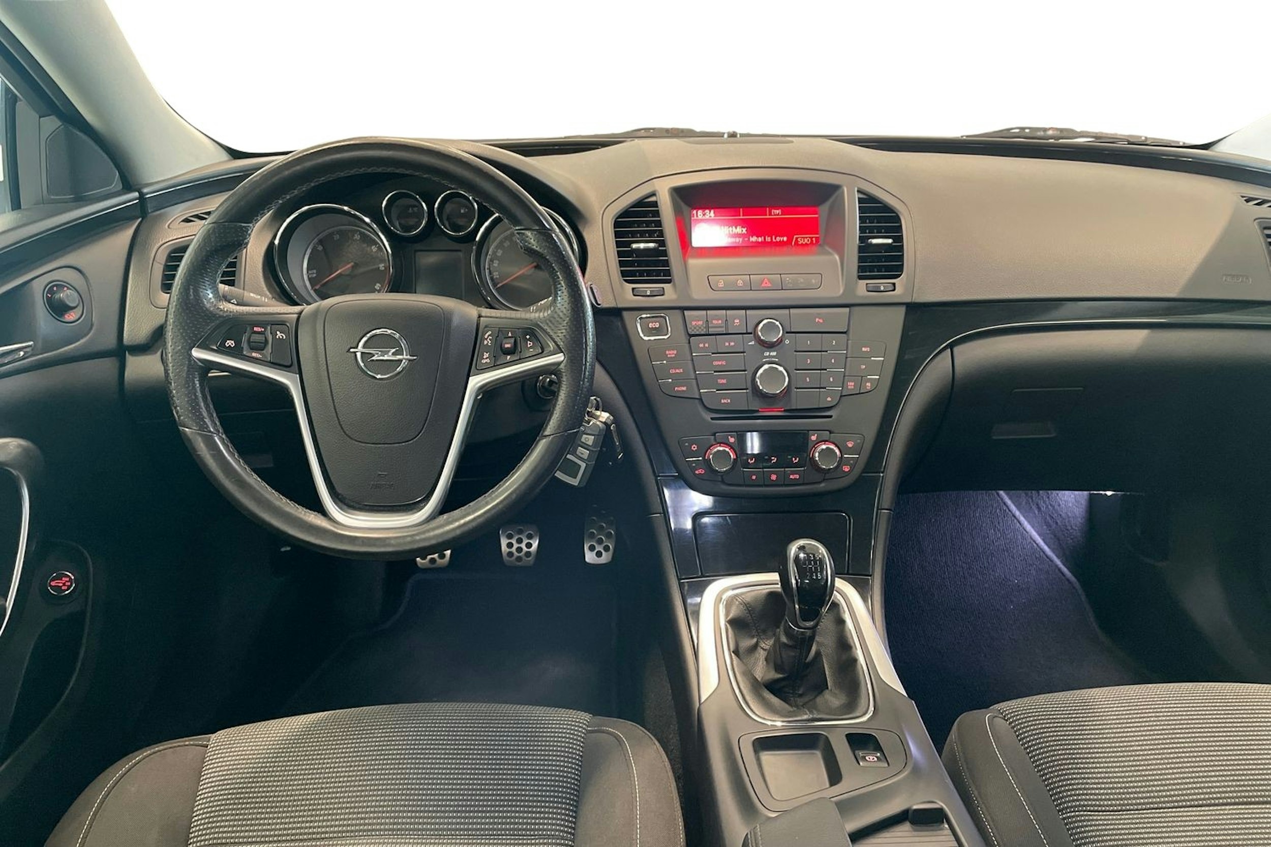 valkoinen Opel Insignia 2012 kuva 9.