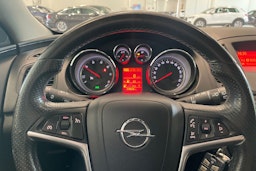 valkoinen Opel Insignia 2012 kuva 16.