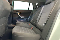 Valkoinen Opel Insignia 2012 kuva 8.