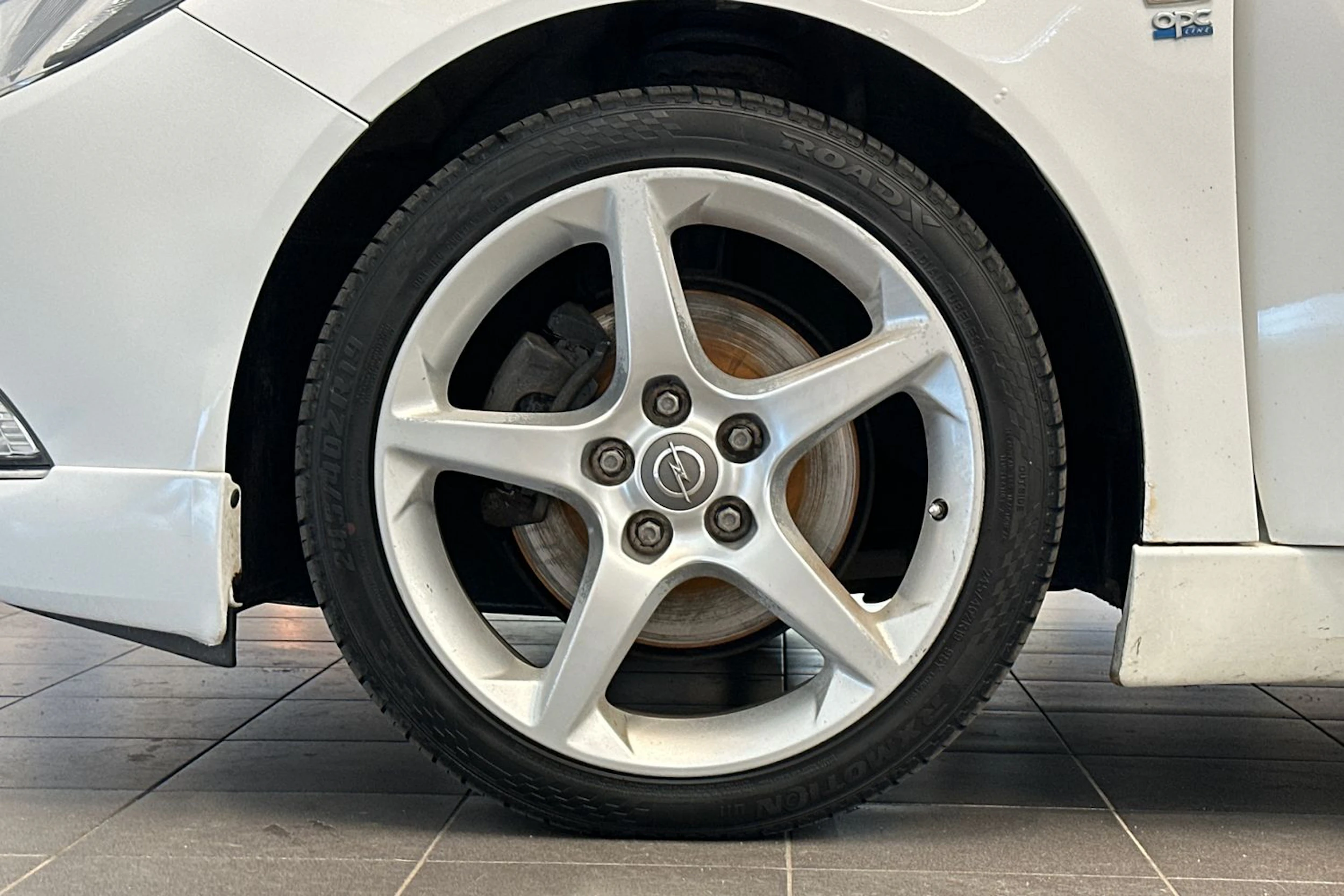 Valkoinen Opel Insignia 2012 kuva 24.