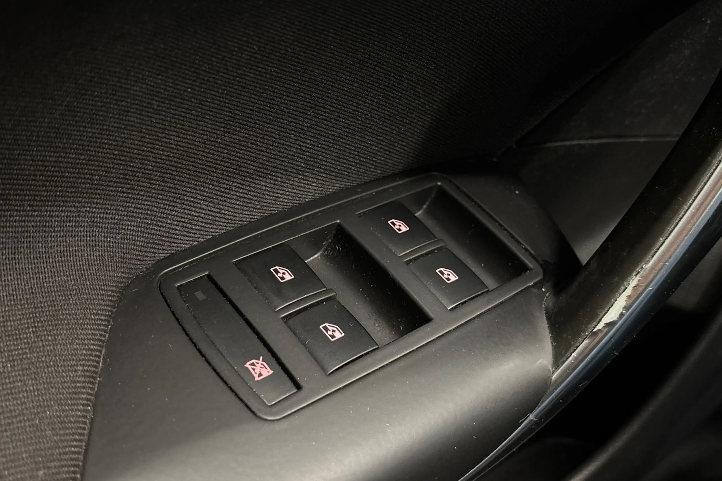 Punainen Opel Insignia 2013 kuva 20.