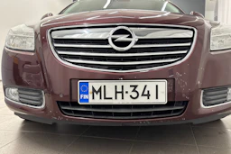 Punainen Opel Insignia 2013 kuva 32.