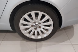 hopea Opel Insignia 2013 kuva 9.