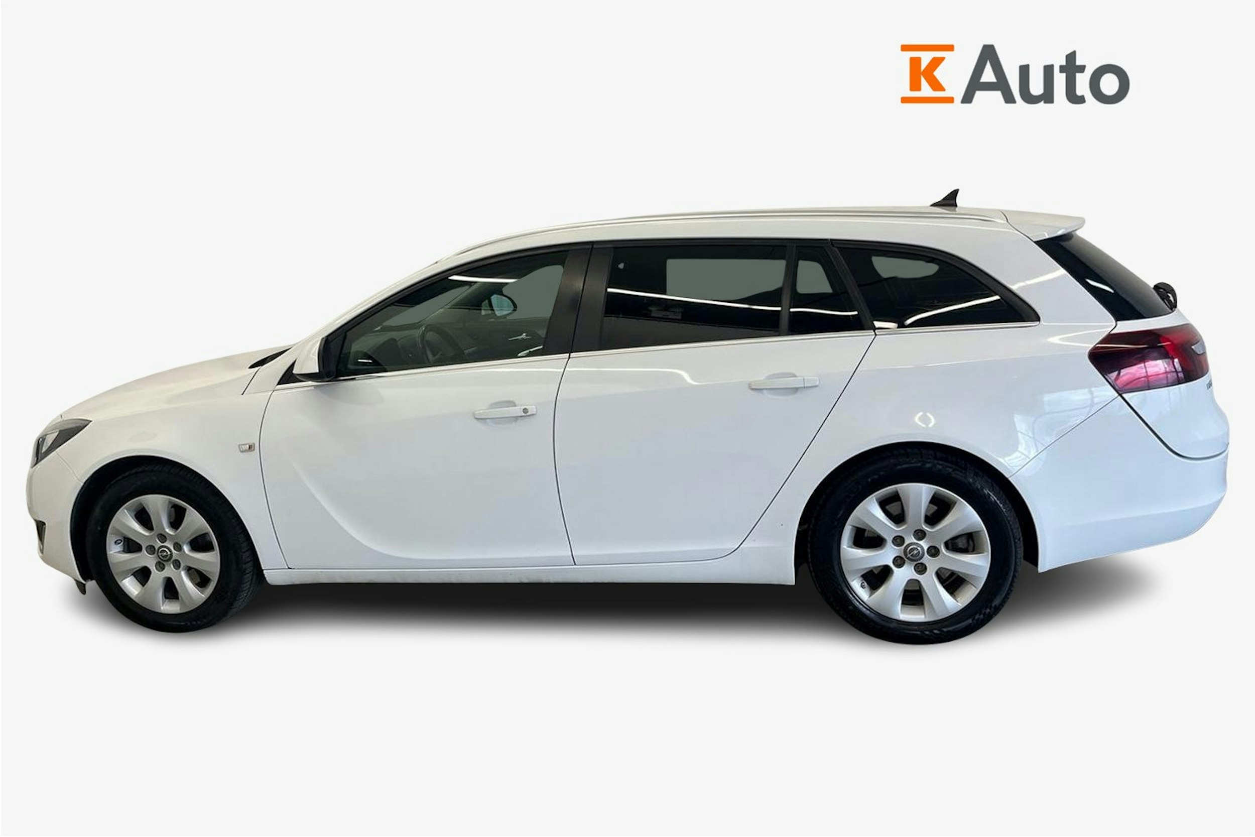 valkoinen Opel Insignia 2014 kuva 5.