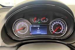 valkoinen Opel Insignia 2014 kuva 17.