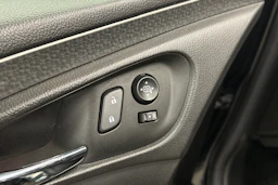 musta Opel Insignia 2014 kuva 18.