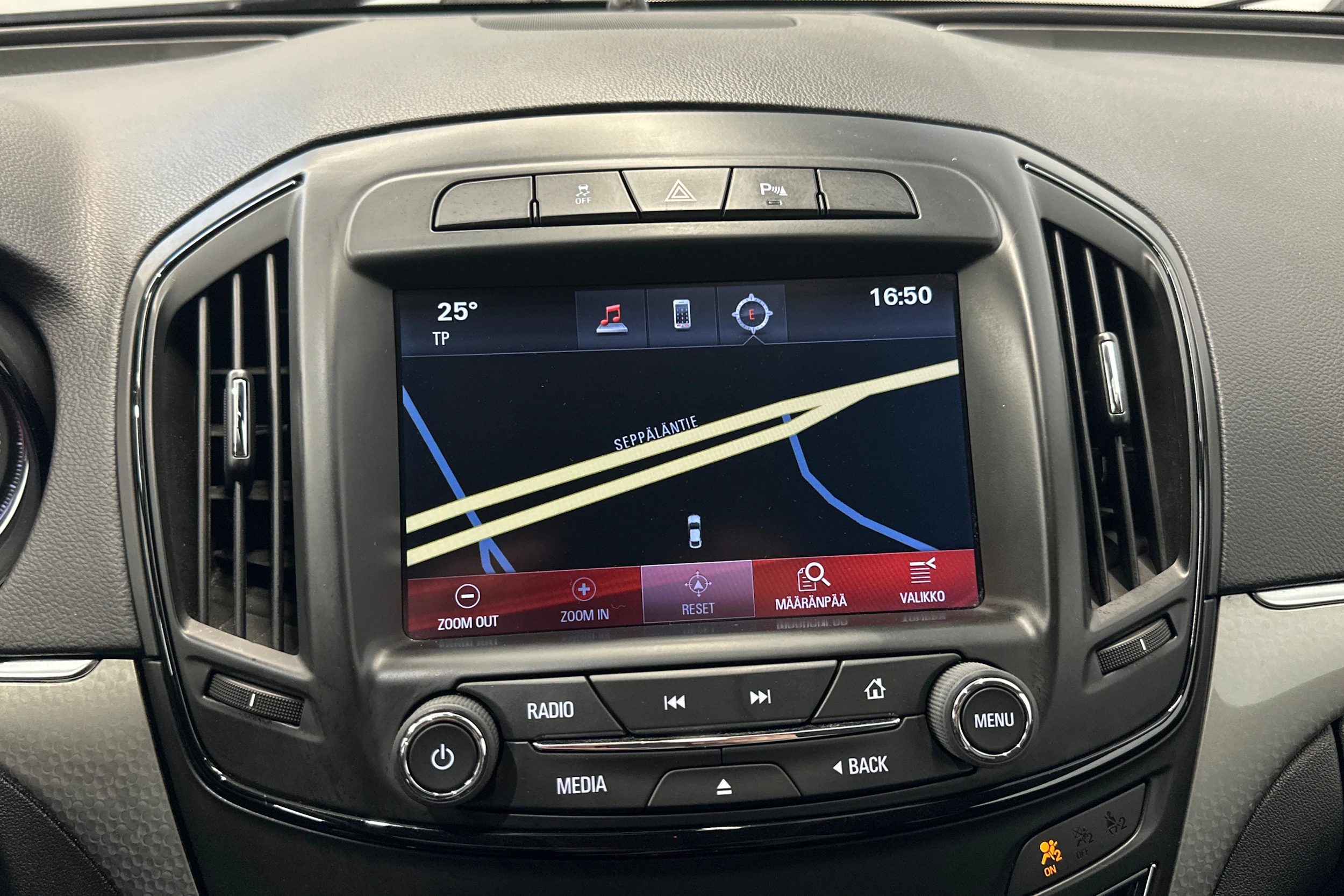 musta Opel Insignia 2014 kuva 24.