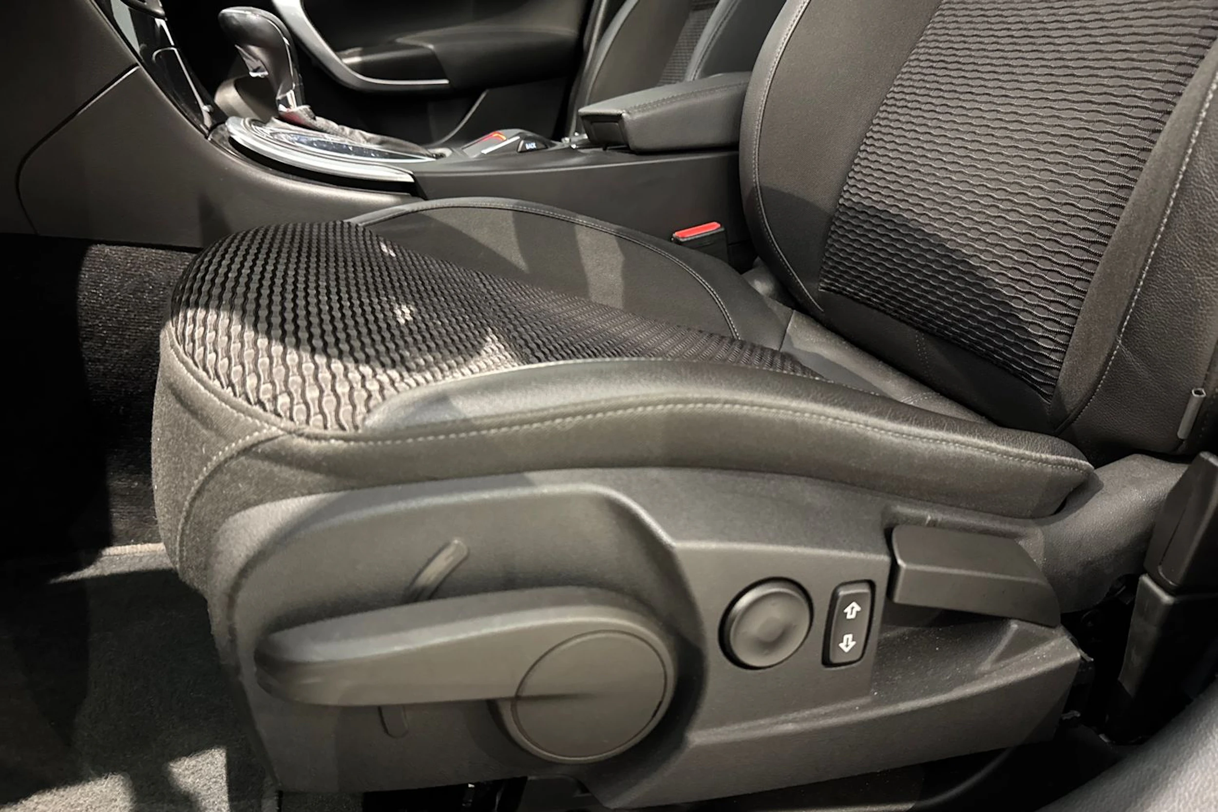 vihreä Opel Insignia 2014 kuva 38.
