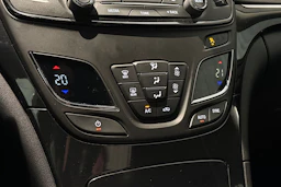 vihreä Opel Insignia 2014 kuva 43.