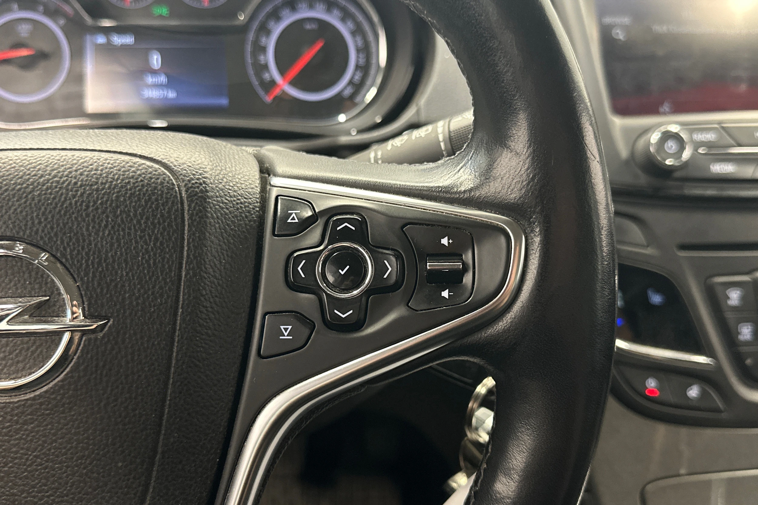 vihreä Opel Insignia 2014 kuva 14.